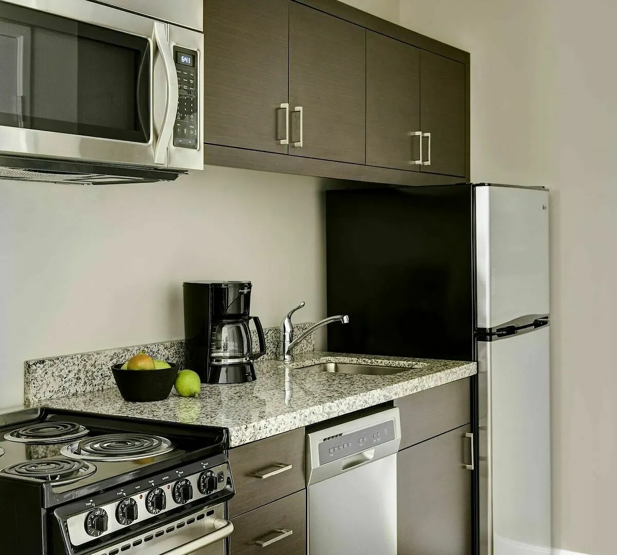 Towneplace Suites By Marriott Tampa South